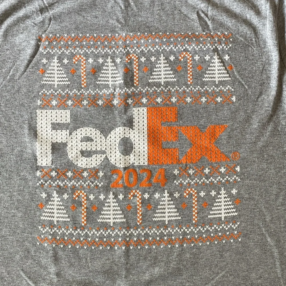 FedEx holiday shirt - Picture 2 of 2